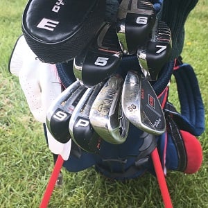 Non-matching wedges in a golf set