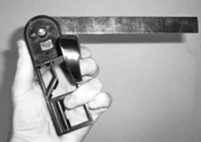 measuring loft of a golf wedge with a machinist protractor